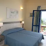 Giulia 3* Porto Azzurro